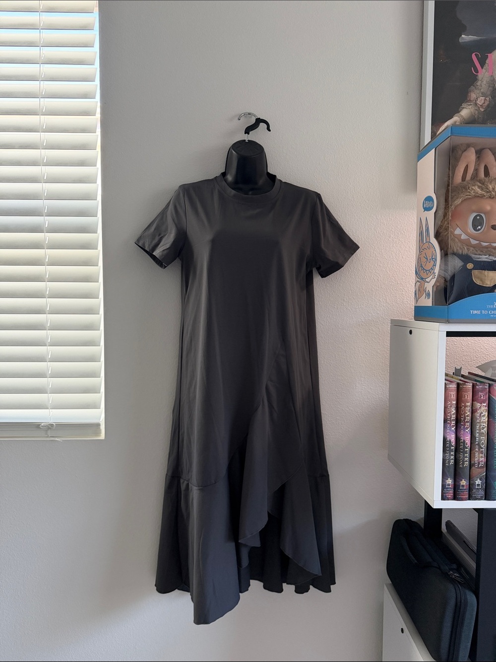 Black High-Low Short Sleeve Dress